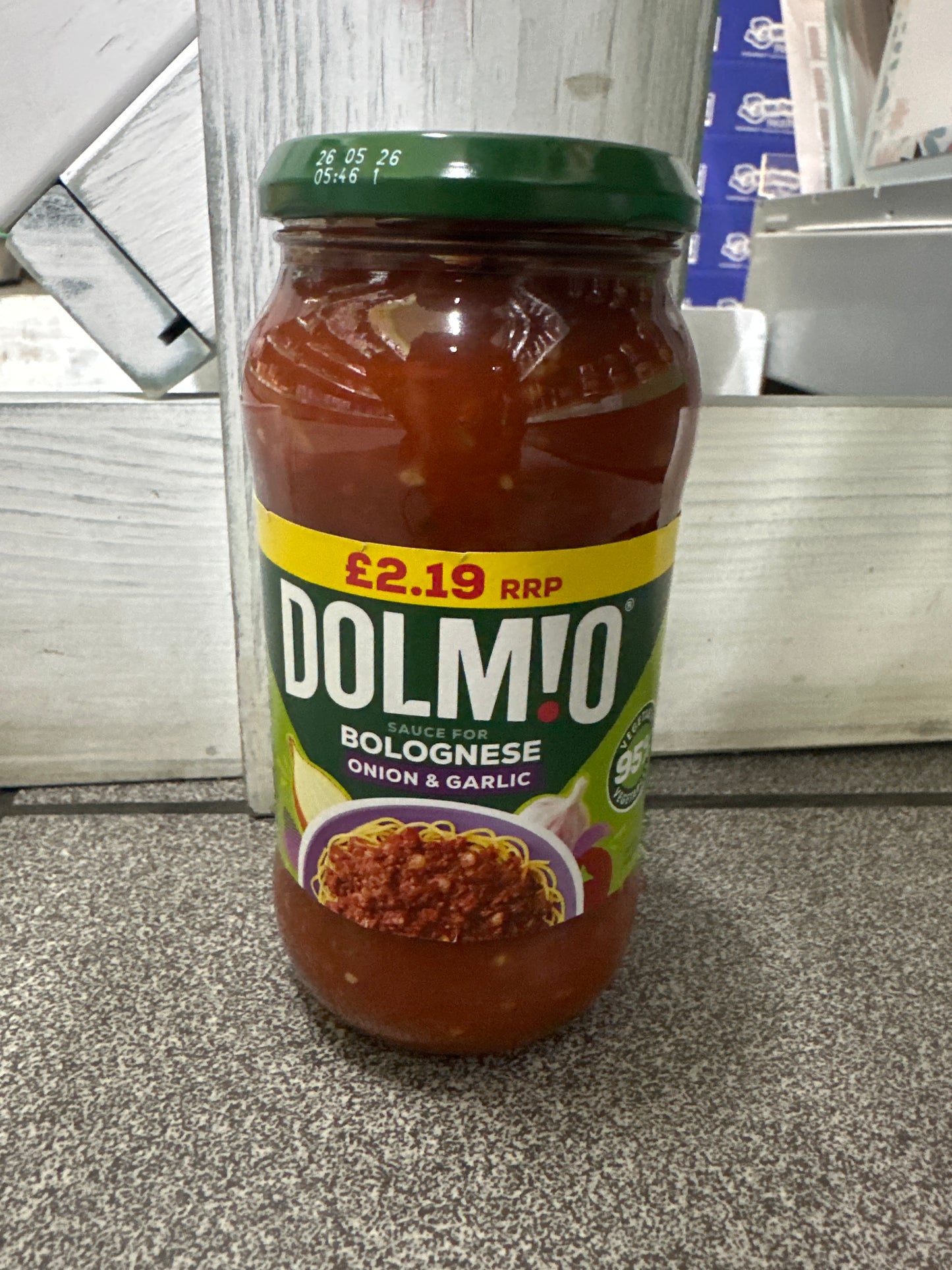 Dolmio Bolognese Onion and Garlic - Cooking Sauce - Freshco - Freshco